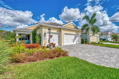 1668 Still River Dr, Venice, FL 34293