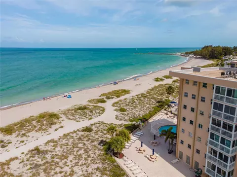 1255 Tarpon Center Dr #609, Venice, FL 34285