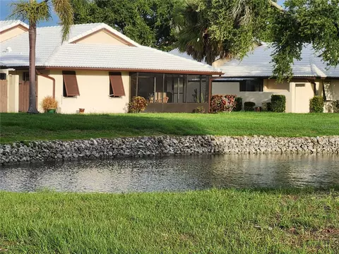 45 Sandstone Cir, Venice, FL 34293