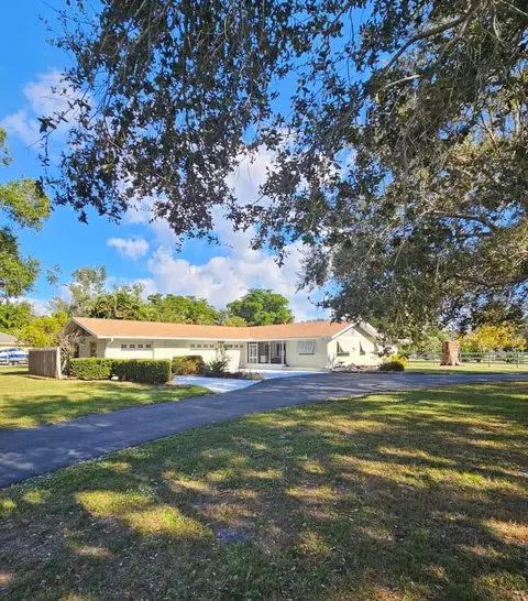 1800 Mission Valley Blvd, Nokomis, FL 34275