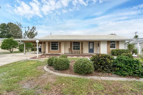 1310 Cypress Ave, Venice, FL 34285