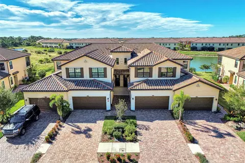 12560 Ghiberti Cir #202, Venice, FL 34293