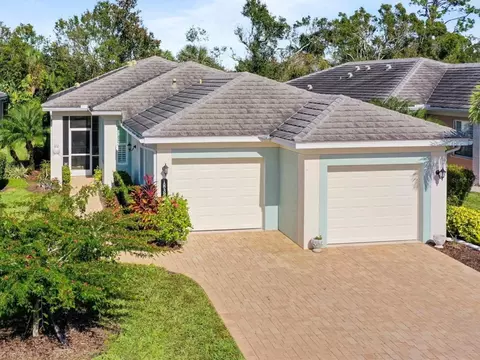 1838 Lancashire Dr, Venice, FL 34293