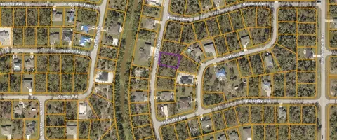 10 Hagerick Ln, North Port, FL 34288