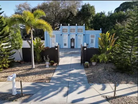 944 Highland St, Sarasota, FL 34234