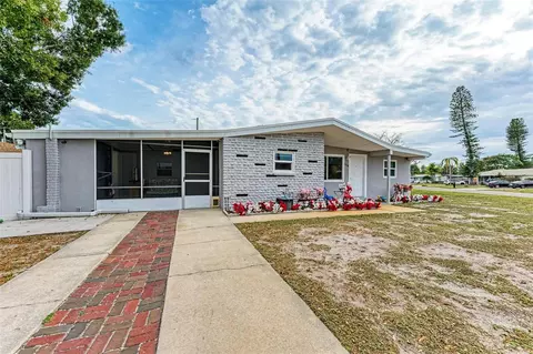 2416 Colgate Ave, Bradenton, FL 34207