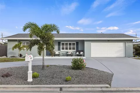 555 Sheridan Dr, Venice, FL 34293