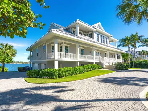 2006 Casey Key Rd, Nokomis, FL 34275