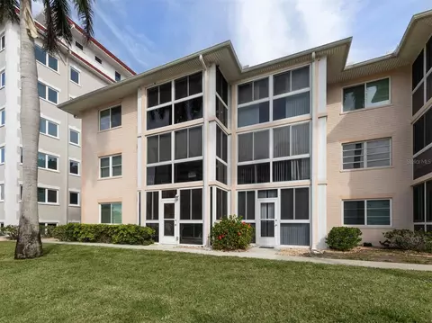 200 The Esplanade N #C18, Venice, FL 34285