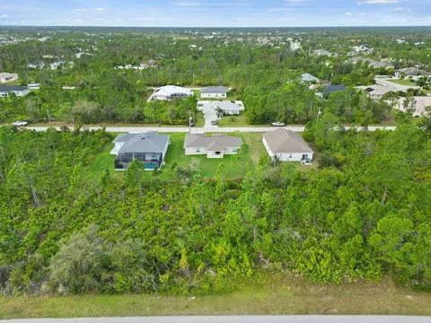 8185 Dressel St, Port Charlotte, FL 33981