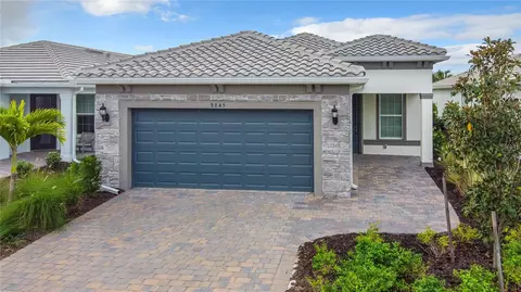 9845 Bright Water Dr, Englewood, FL 34223