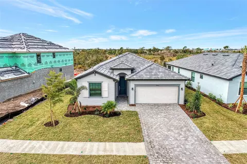 17405 Luminous Ave, Venice, FL 34293