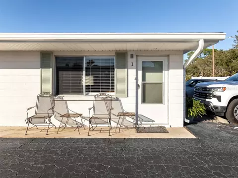 525 Manatee Ct #1, Venice, FL 34285