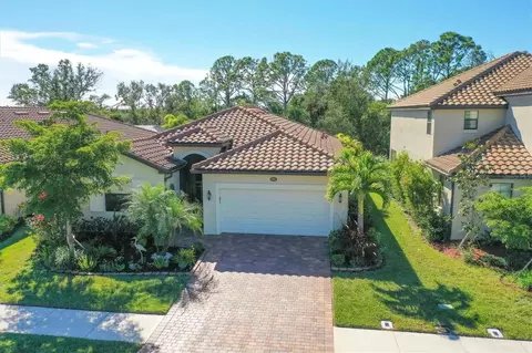 12681 Cinqueterre Dr, Venice, FL 34293