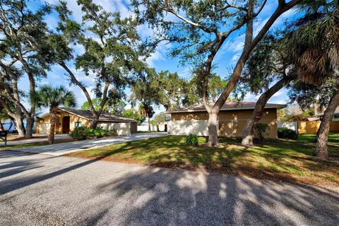 350 Bahama Rd, Venice, FL 34293