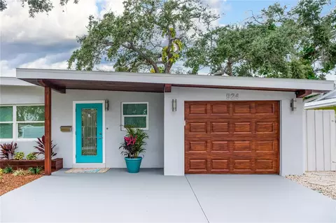 924 Riviera St, Venice, FL 34285