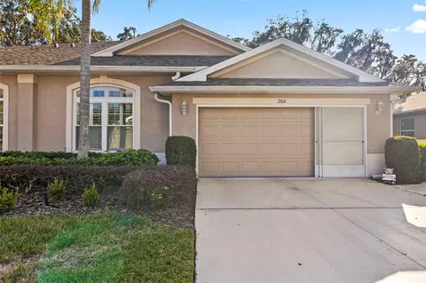 2104 Grantham Greens Dr #2104, Sun City Center, FL 33573