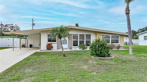 228 Glen Oak Rd, Venice, FL 34293