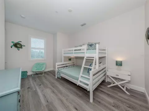 Bedroom - 922 E Venice Ave, Venice, FL 34285 photo 4 of 5