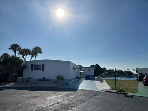 536 Londra Dr, Venice, FL 34285