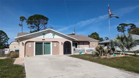 1170 S Venice Blvd, Venice, FL 34293