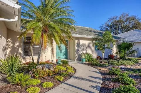 1106 Hoover St, Nokomis, FL 34275
