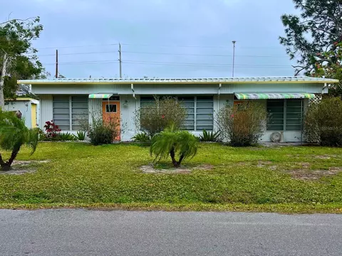 310 Kenwood Ave, Nokomis, FL 34275