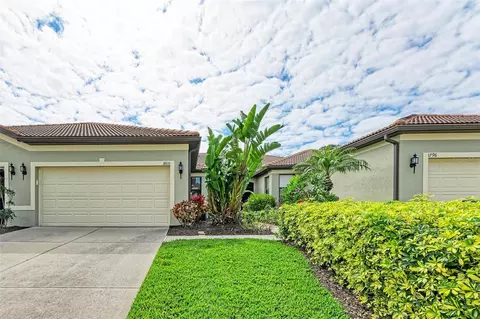 1800 Batello Dr, Venice, FL 34292