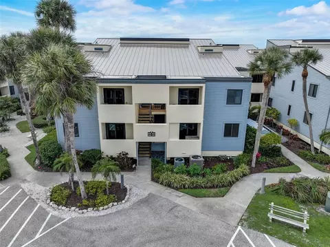 700 Golden Beach Blvd #108, Venice, FL 34285