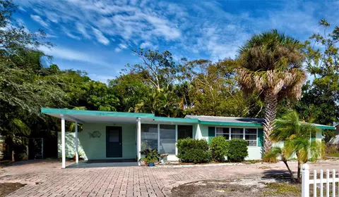 1184 Porpoise Rd, Venice, FL 34293