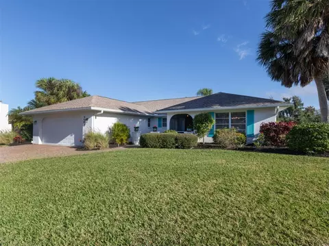 1135 Olga Ct, Venice, FL 34293
