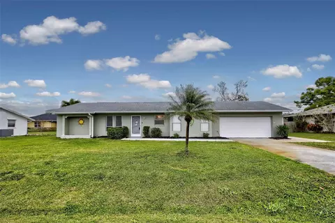 2965 Fiesta Dr, Venice, FL 34293