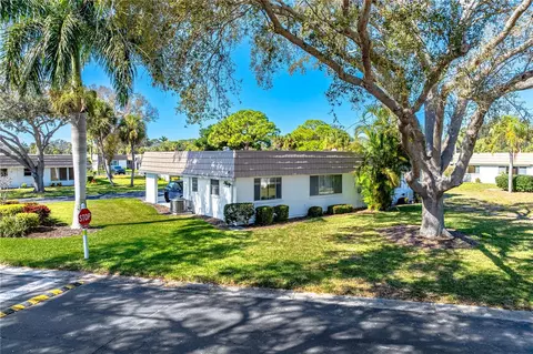 5440 Riverbluff Cir #87, Sarasota, FL 34231