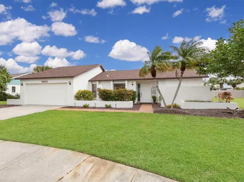 3823 Kingston Blvd, Sarasota, FL 34238