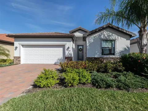 19348 Bluff Dr, Venice, FL 34292