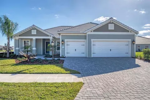 21220 Holmes Cir, Venice, FL 34293