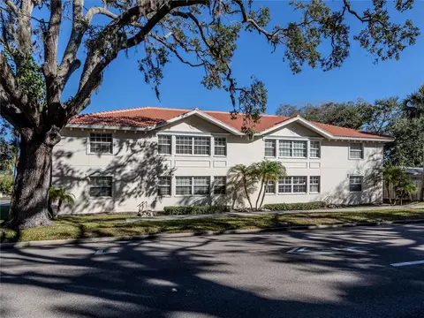 528 W Venice Ave #2, Venice, FL 34285