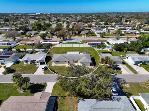 257 Malvern Dr, Venice, FL 34293