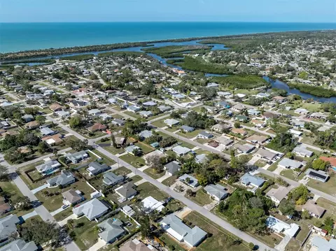 1156 Porpoise Rd, Venice, FL 34293