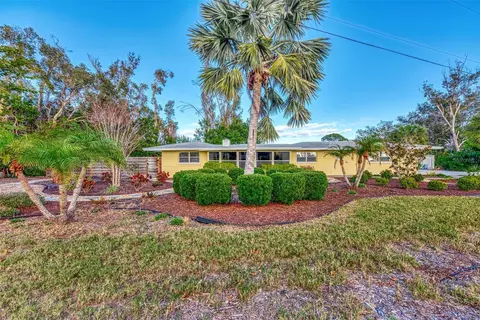 300 Shore Rd, Venice, FL 34285