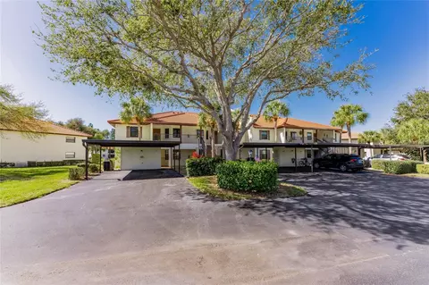 308 Pine Hollow Cir #308, Englewood, FL 34223