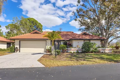 274 Laurel Hollow Dr, Nokomis, FL 34275