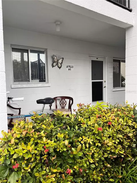 5923 Palm Ln #A1, Bradenton, FL 34207