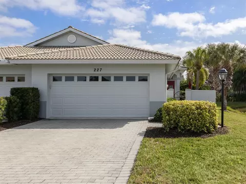 227 Reclinata Cir, Venice, FL 34292