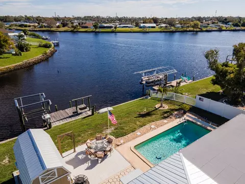 2284 Broad Ranch Dr, Port Charlotte, FL 33948
