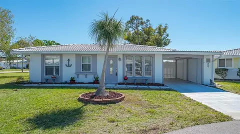 513 Circlewood Dr #Q-15, Venice, FL 34293