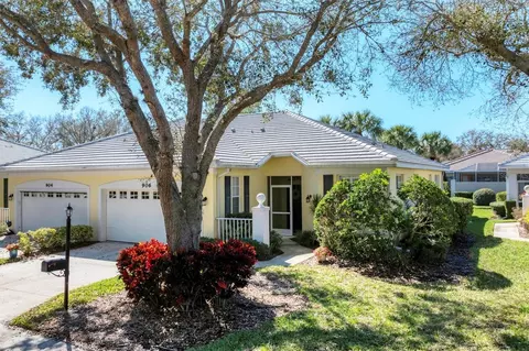 906 Paisley Ct #4, Venice, FL 34293