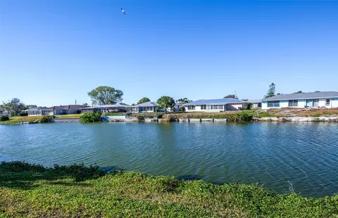 1399 Cambridge Dr, Venice, FL 34293