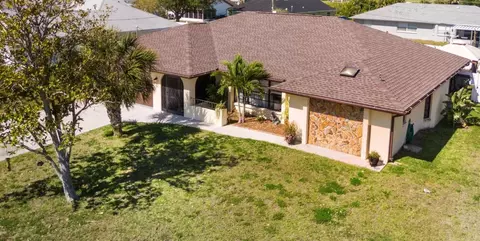 2683 S Biscayne Dr, North Port, FL 34287