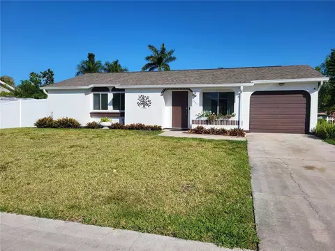 6795 Kenwood Dr, North Port, FL 34287